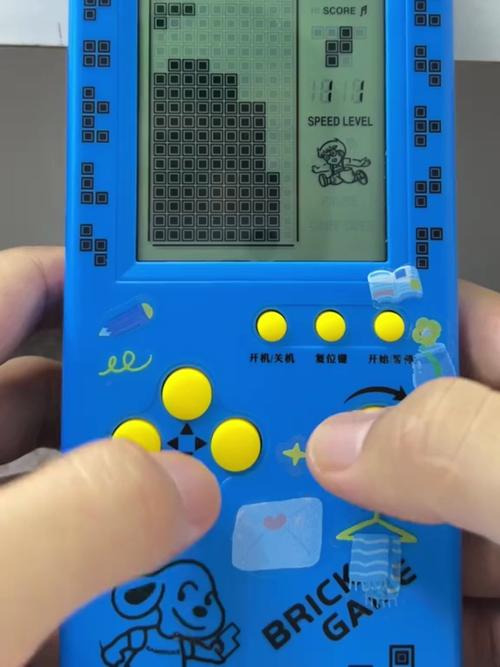 俄罗斯方块89：怀旧经典，带你重温游戏时光！