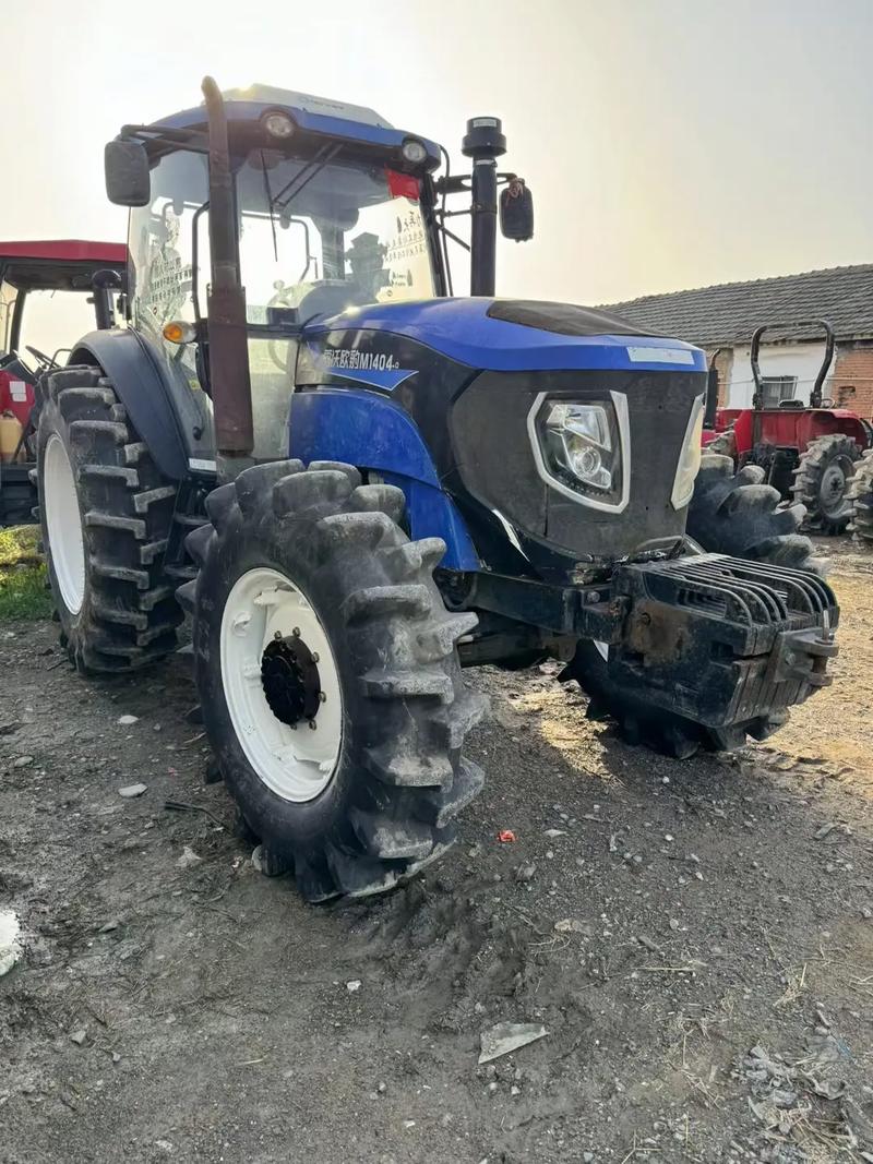 1404拖拉机性能如何？用户评价与选购指南