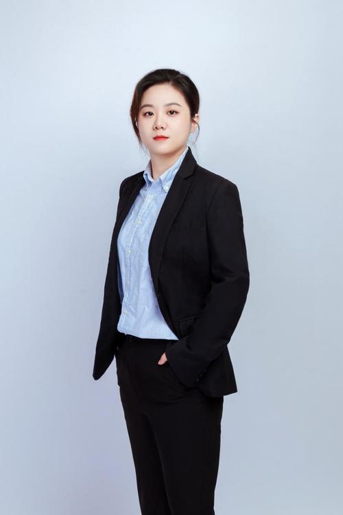 公司女孩高清图片下载，满足你的设计需求