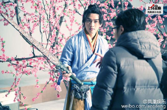 凤凰V11外传What杨过游戏下载，最新版安装教程！