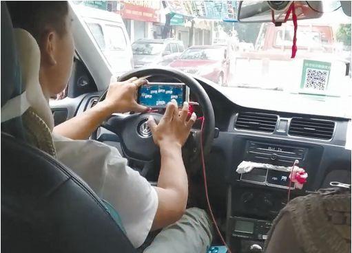 你弟弟喜欢的出租车司机游戏，原来这么有意思！