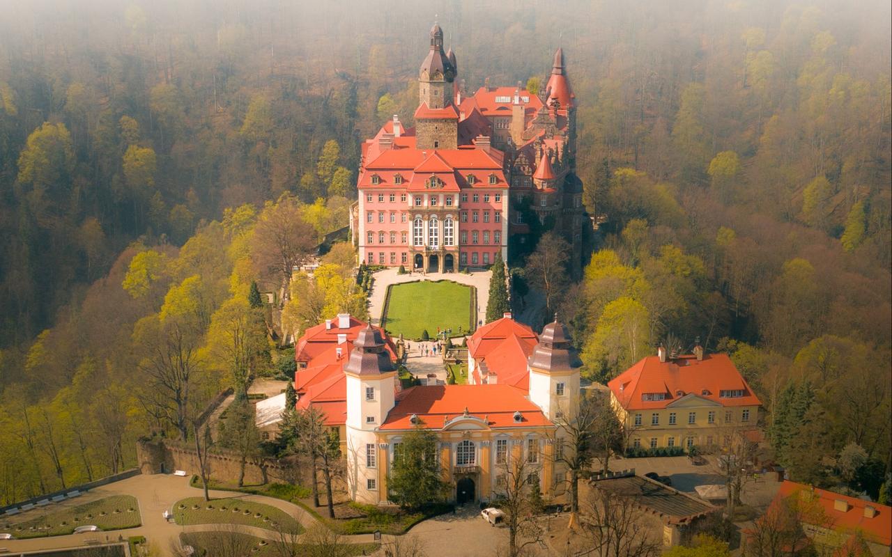 布兰肯斯波怎么样?这篇攻略带你玩转当地景点!