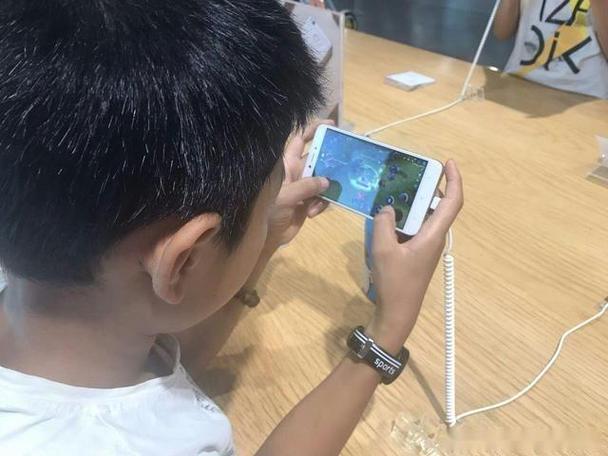 台北仲夏夜之梦游戏火爆！弟弟沉迷的原因找到了！