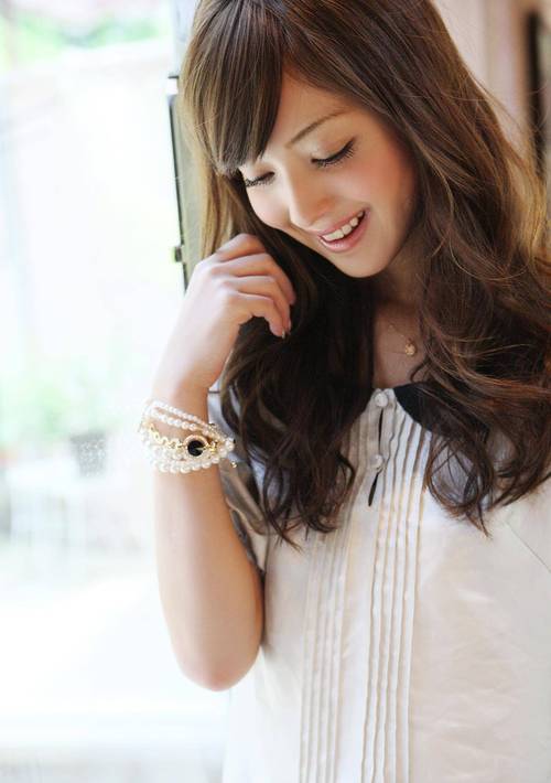 援交幻想版本大全：探索援交背后的复杂因素