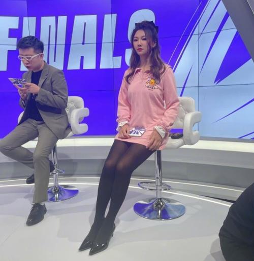 深度解读小仓LOL：揭秘电竞女神背后的故事与心路历程