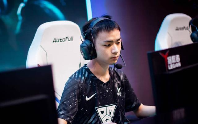 LOL走A怪是谁？带你了解这位ADC选手的巅峰时刻