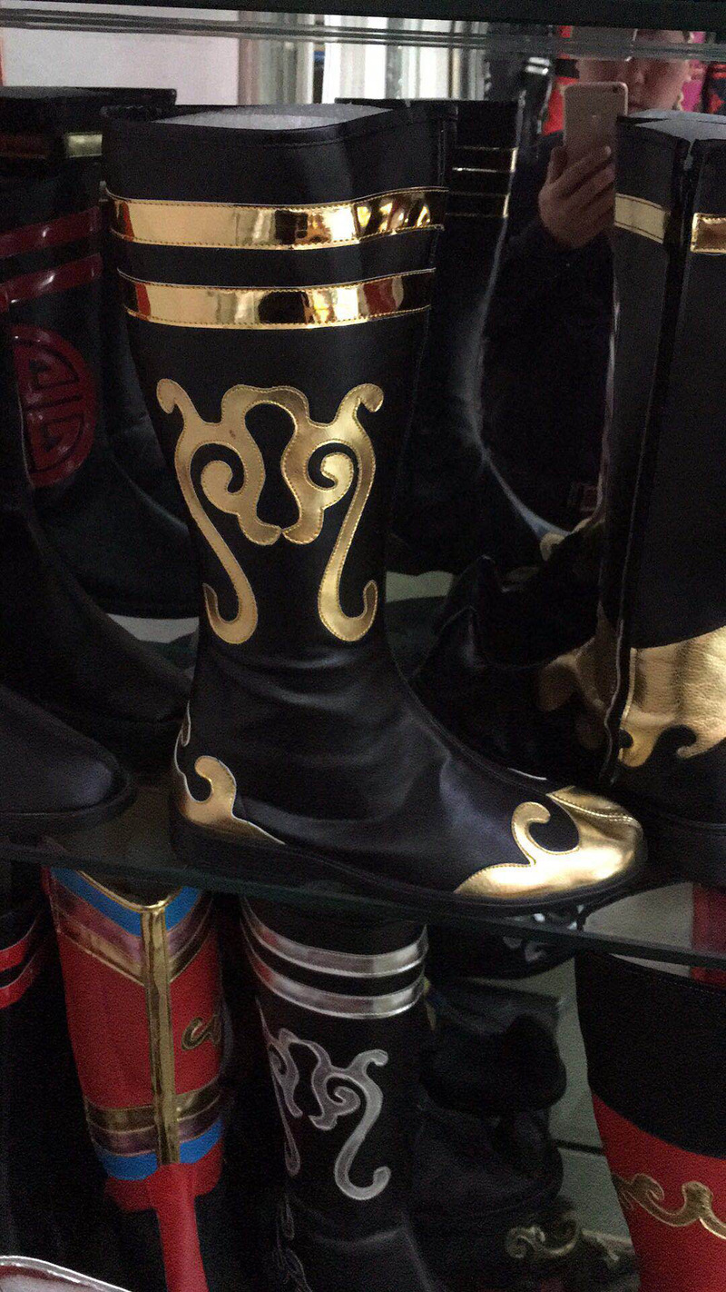 火箭靴游戏装备评测:带你体验飞天乐趣