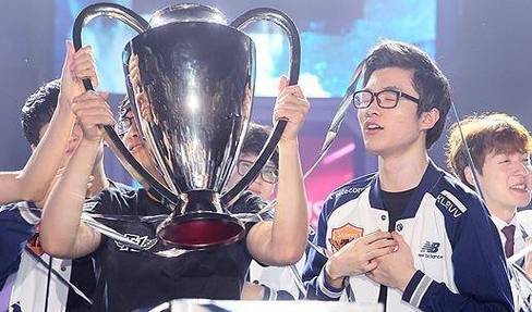 SKT夺冠！王者归来，再创辉煌！