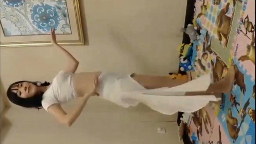 精选热舞女郎版本大全：高清流畅播放体验