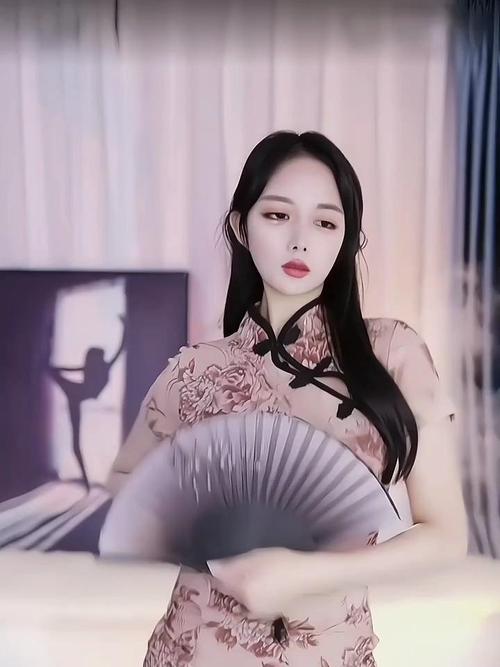 精选热舞女郎版本大全：高清流畅播放体验