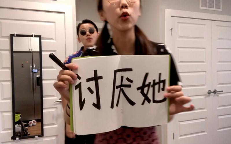 如何下载家里蹲女友?小白玩家的详细下载步骤