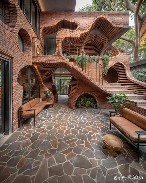 Razorback品牌故事：意大利设计师的独特风格