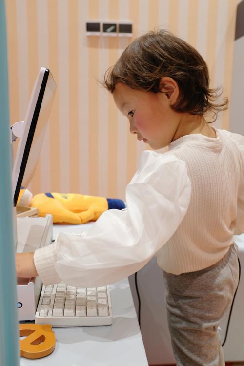 天天连萌脚本自动玩,解放双手轻松刷分