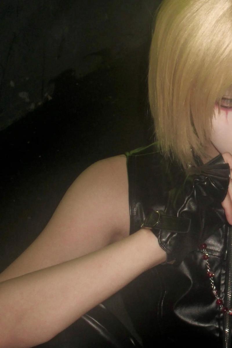 寻找辣妹COS疯狂官方网站？这里有你想要的一切