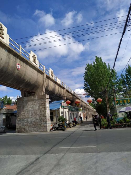 你还在找肉壺村?这里提供最新可用地址