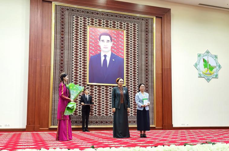 族长最新动态:筑基丹分配引发的家族风波