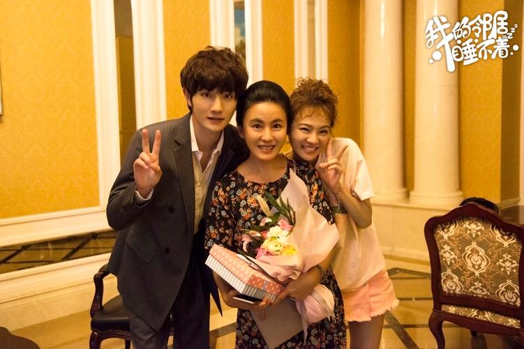 你弟弟迷上的游戏：我的新邻居好玩吗？