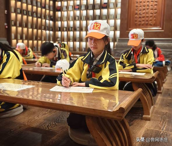 还在找女学生鉴别学安卓汉化？这里有最新版本