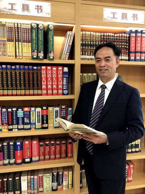 校长先生V0.164最新版游戏体验分享:值得一玩吗?