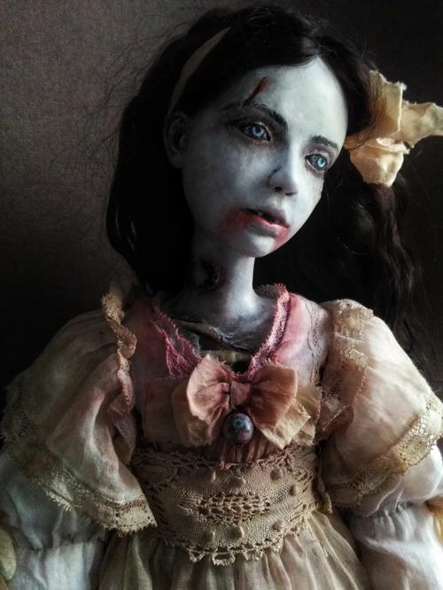 亡灵房客汉化版下载:免费畅玩僵尸恋爱