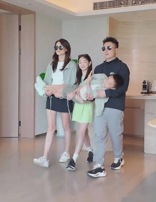 急寻我的银乱妻子奥莉下载链接，高清完整版资源分享！