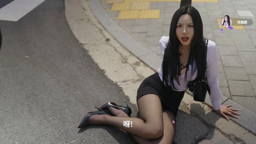 阿西美女室友哪里下载？官方正版下载渠道推荐