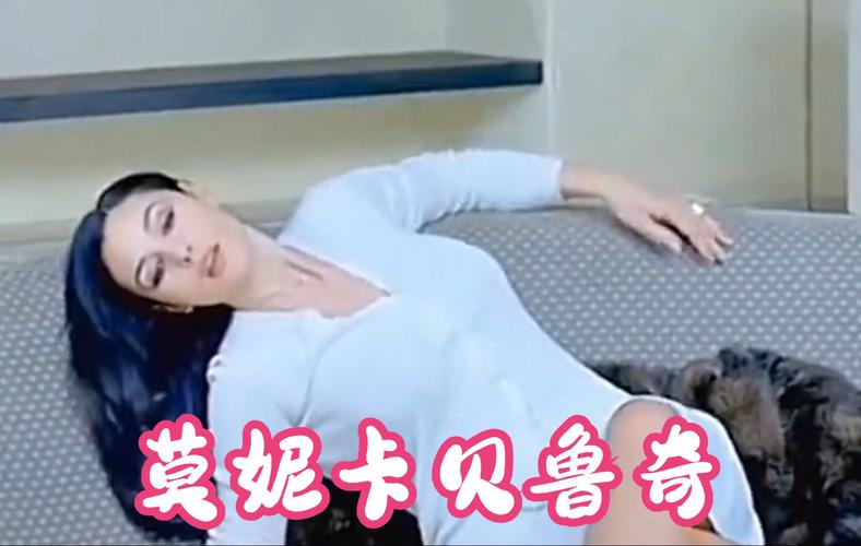 爆款游戏时尚女王莫妮卡第一季完结,你弟弟也玩?