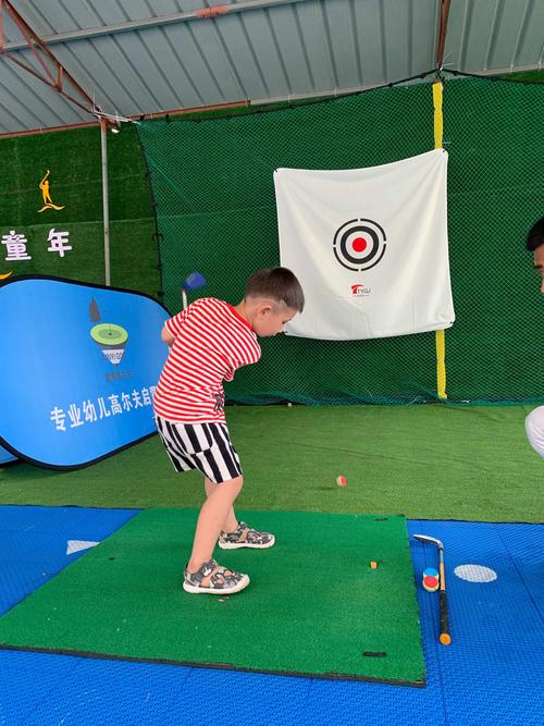 高尔夫是棒球洞的运动?欲望国度杨过游戏带你体验!