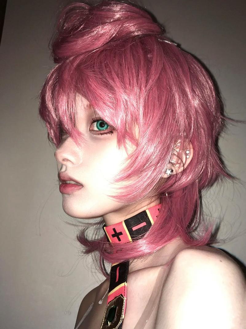 寻找辣妹COS疯狂官方网站？这里有你想要的一切