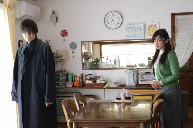 禁忌的秘密最新：揭开隐藏多年的惊天真相