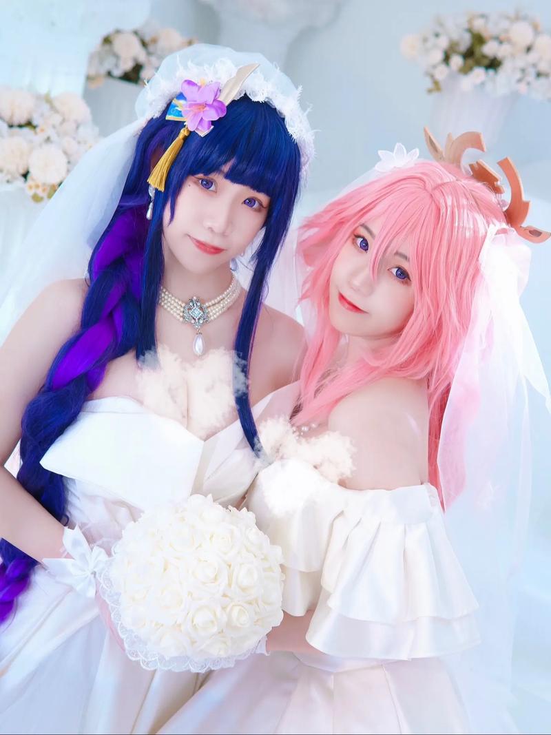 新婚妻子Cosplay日常:最新分享,超甜互动瞬间