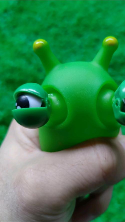 解压神器!嘿嘿官方正式版下载最新版:送奇怪玩具,趣味无限