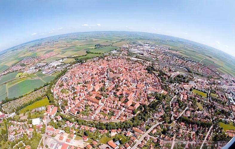 梦魔世界迷惑人版本大全：最新最全资源，带你探索神秘世界