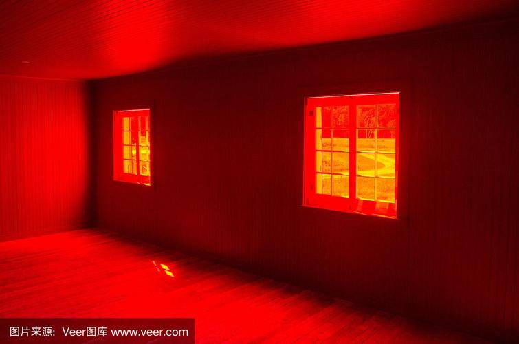 红色房间版本大全:恐怖惊悚片完整资源合集