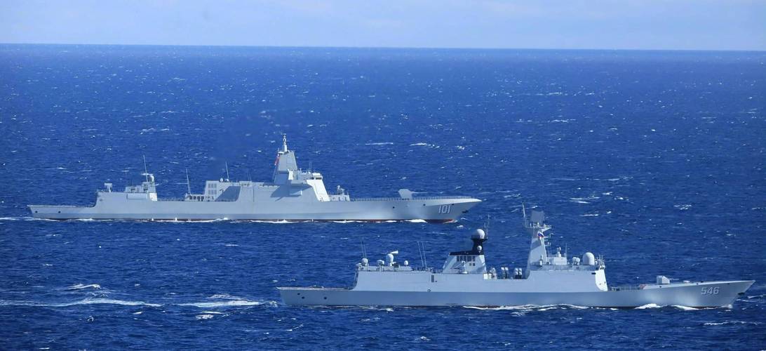 中国海军驱逐舰最新版本:未来战舰雏形初现