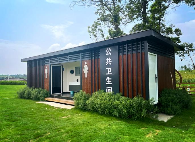 夏日小公园的厕所最新版本下载:轻松畅玩