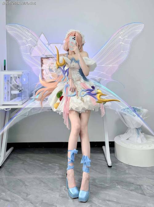 coser花絮最新版本：高清Cosplay花絮，精彩瞬间不容错过！