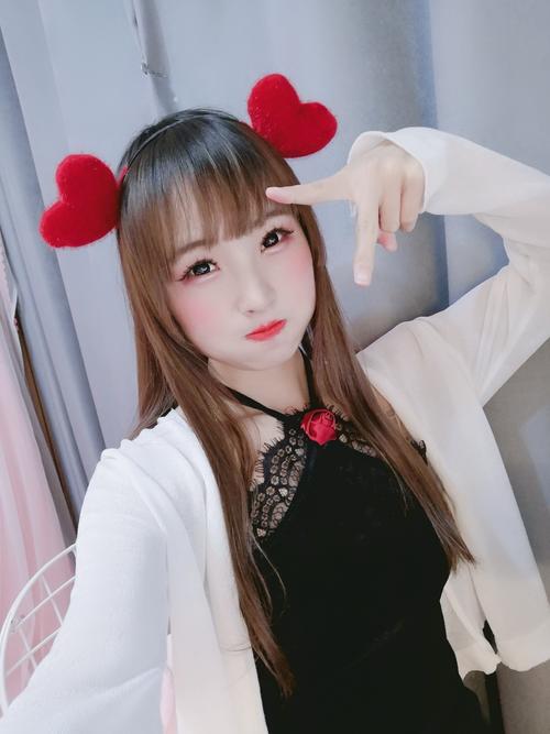 想下载巫小萤的视频？试试这些方法！