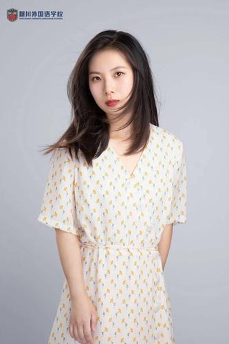 想看李丽莎写真？秀人网安卓下载方法