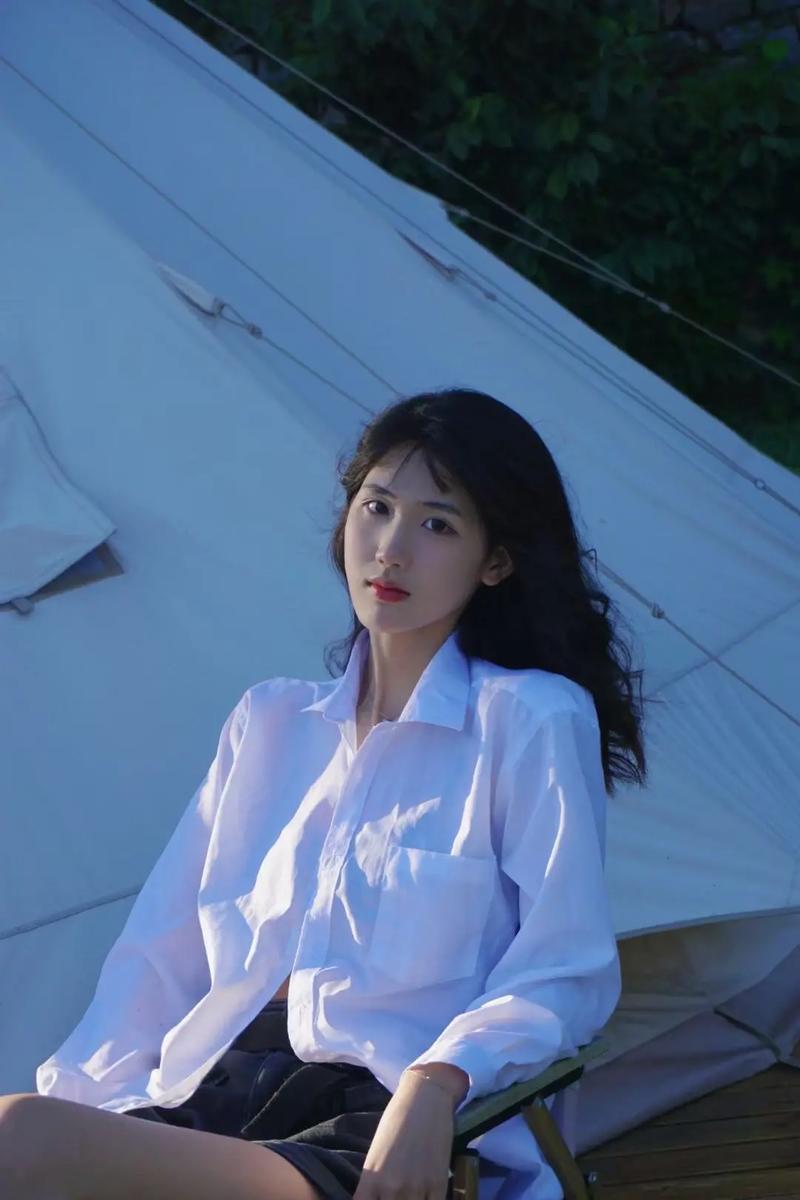 想知道纯情女攻略计划更新地址?最新章节抢先看!