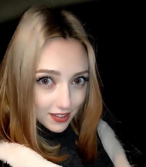 安娜激动人心的感情最新版本:沙盒游戏,超多分支等你体验!