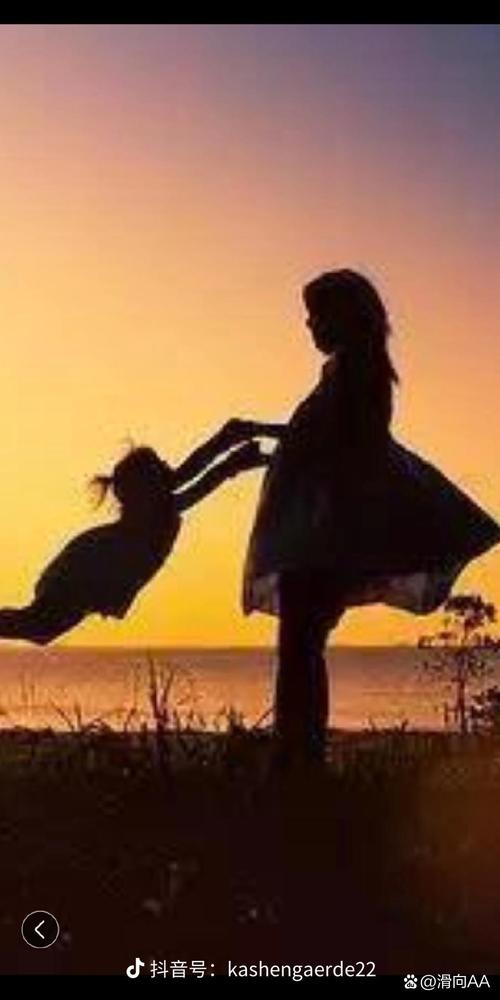 母爱如山游戏介绍：超治愈画风，体验浓浓母爱