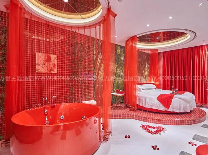 红色房间更新地址在哪找？(3步快速找到方法)