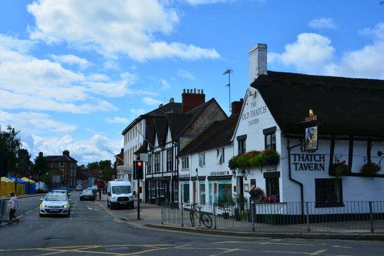 斯拉特福德官网最新消息，带你了解最新动态！